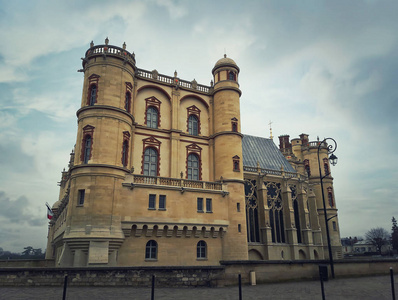 法国国王官邸圣日耳曼城堡建筑的详细立面成为法国巴黎的国家考古博物馆。