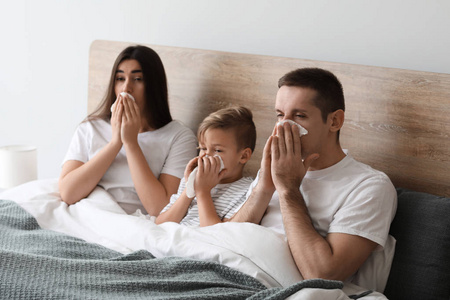 家里患流感的家人