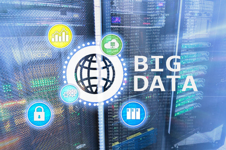 大数据分析服务器。 互联网和技术