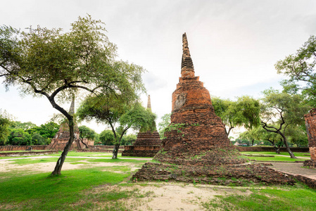 s Temple  Old pagoda at Wat Phra Sri Sanphet, Ayutthaya Histori