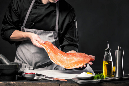 鱼厨师图片