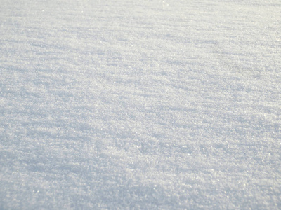 冬季背景下光滑的雪表面