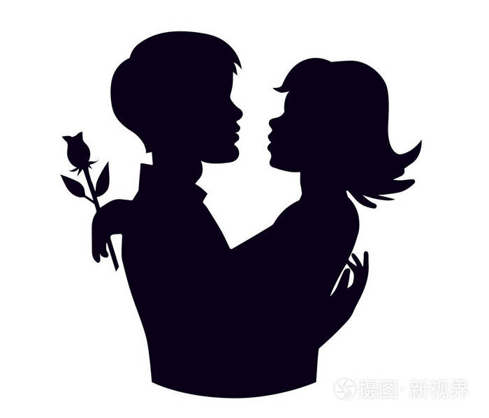 一对拥抱的夫妇的剪影