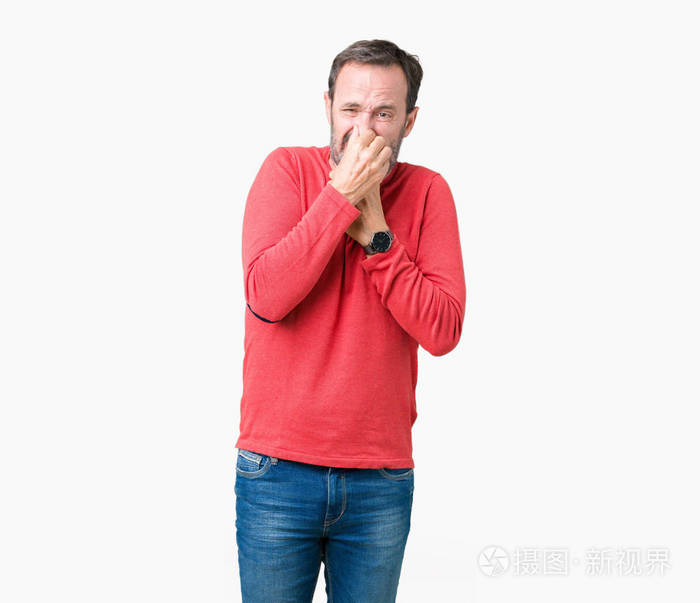 上闻到一些臭味和令人恶心的难以忍受的气味,用手指在鼻子上屏住呼吸