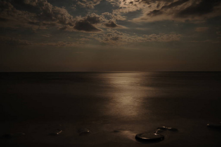 海上的风景月光