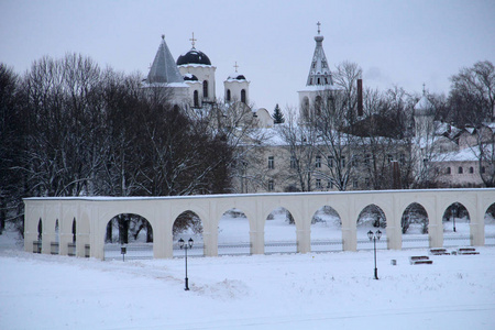 冬天下雪的俄罗斯旧建筑
