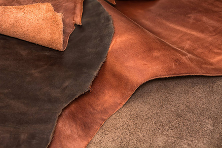 质地的件棕色皮革.天然材料背景照片