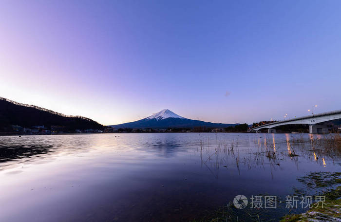 藤井湖富士山景观 日本标志性和象征性的山 日本山明子武松日出照片 正版商用图片16pzlg 摄图新视界