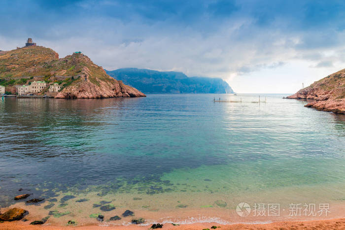 俄罗斯克里米亚巴拉克拉瓦湾风景如画的海峡