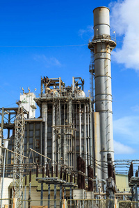 烟囱厂炼油厂工业油罐石油和管道。