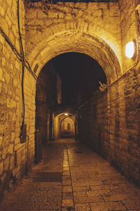 耶路撒冷老城的古老街道和建筑图片