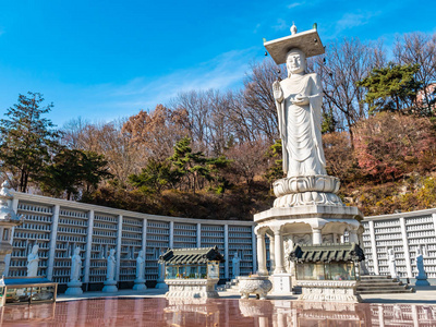 韩国首尔邦根萨寺美丽的佛教雕像