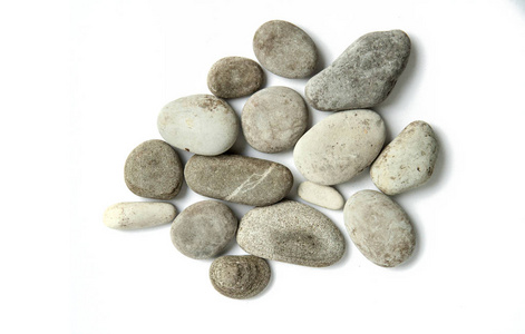 海圆的石头, 鹅卵石在白色被隔绝的背景