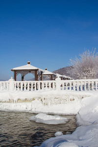 莱斯维坎卡村贝加尔湖雪岸