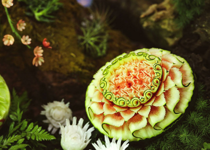 水果蔬菜雕刻展示泰国水果雕刻图片