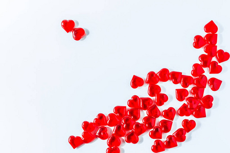 瓦伦丁的心脏背景。 情人节红色抽象壁纸。 背景拼贴