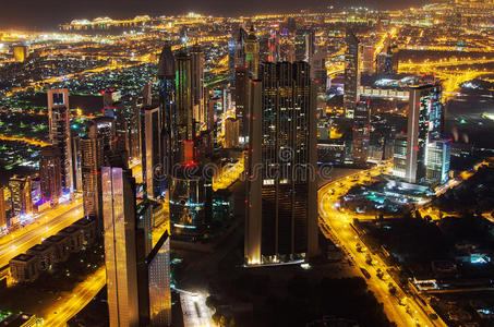 迪拜市区阿联酋晚上