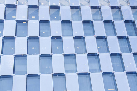 马德里一栋建筑立面上的玻璃矩形抽象图像