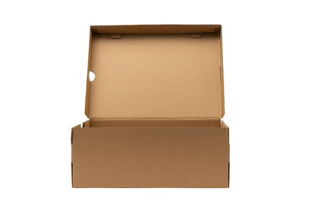 棕色纸板鞋盒与盖子鞋或运动鞋产品包装模型隔离在白色背景与裁剪路径。