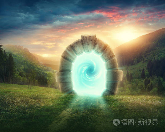 新生活或开始的神秘入口