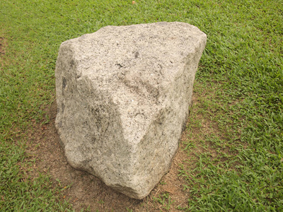 地上石头图片-地上石头素材-地上石头插画-摄图新视界