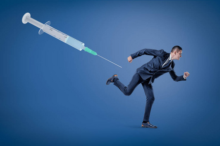 巨大的注射器图片 巨大的注射器素材 巨大的注射器插画 摄图新视界