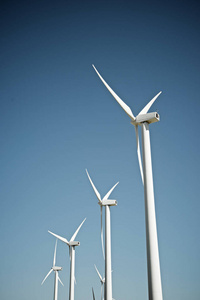 风力机用于电力生产萨拉戈萨省阿拉贡西班牙。