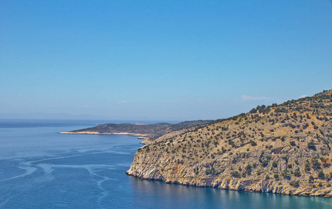 美丽的海景从塔索斯岛海岸希腊岛。
