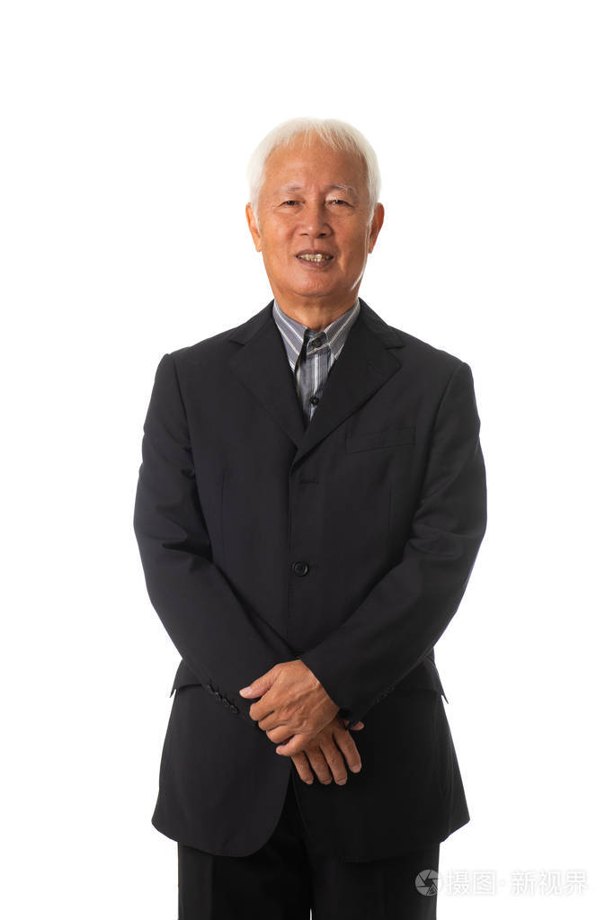 穿着白色衣服的资深亚洲商人
