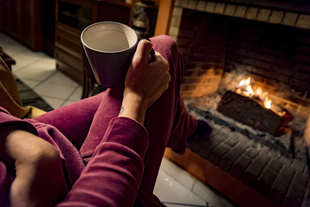 壁炉取暖图片