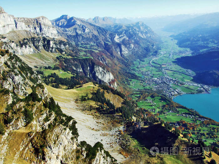 位于瑞士圣加伦州的托格登堡地区和瓦兰塞湖之间的岩石高山山脉丘尔弗林登山脉