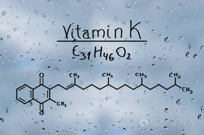 雨滴玻璃上维生素k的结构模型