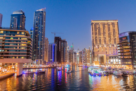 迪拜阿联酋码头高层建筑
