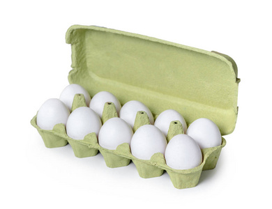 包装中的鸡蛋在白色的孤立背景下