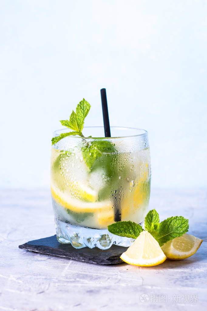 柠檬汽水夏日冷饮