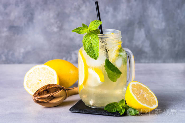 柠檬汽水夏日冷饮