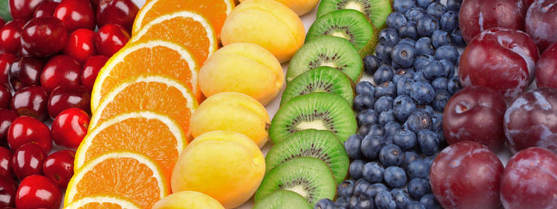 新鲜水果。各式水果五颜六色的背景。颜色范围