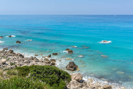 希腊爱奥尼亚群岛，莱夫卡达，KokkinosVrachos海滩的迷人海景