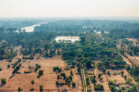 柬埔寨田野从空中俯瞰