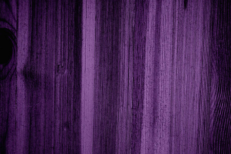 木纹纹理紫色和黑色背景照片