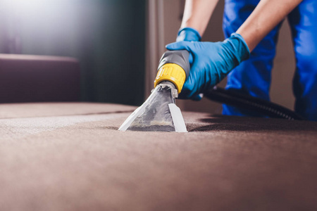 软垫家具.早春清洁或定期清洁.