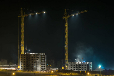 起重机和施工图片