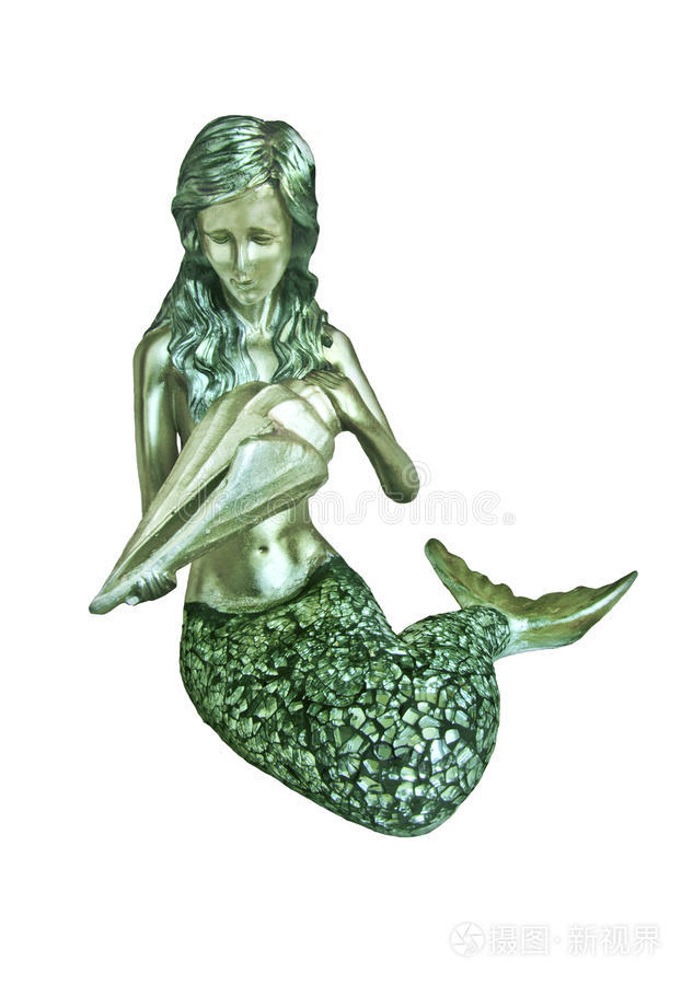 绿色美人鱼抱着贝壳