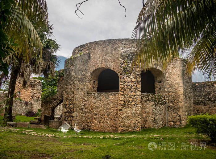 墨西哥圣伯纳迪诺德西耶纳瓦拉多利德修道院
