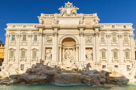 意大利罗马特雷维喷泉的美丽建筑