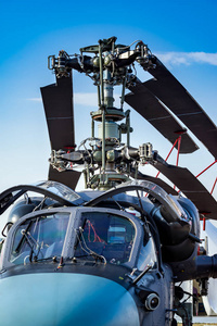 军事直升机旋翼图片