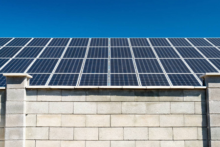 太阳能电池板光伏替代电源可持续资源概念