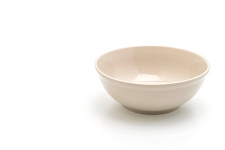 白色背景下孤立的空盘子和碗