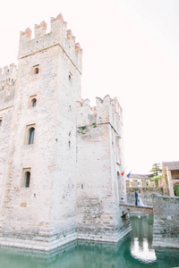 斯卡利格罗城堡，意大利加尔达湖岸边的中世纪城堡