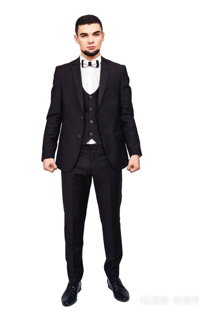 严肃严格的商人或老板穿着黑色西装在充分成长